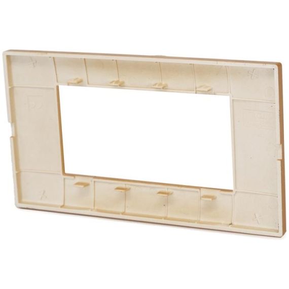 4-gang technopolymer plate in gold color compatible with Vimar Plana EL272 